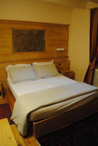 La Tana Dell'orso & Hotel Ponte Di Legno
