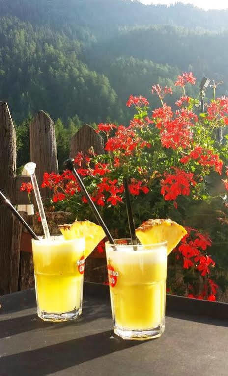 La Tana Dell'orso & Ponte Di Legno