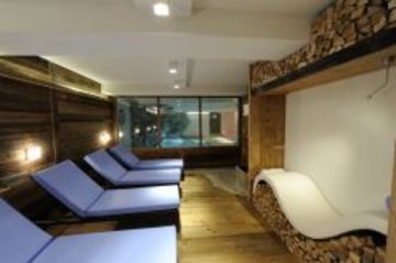 La Tana Dell'orso & Hotel 3*